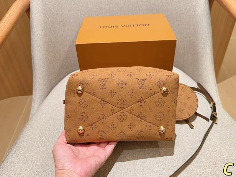 All Categories Official Website "Brand Women's Bags" Women's Bags 💙 LV 2025 New LV Crossbody Bag