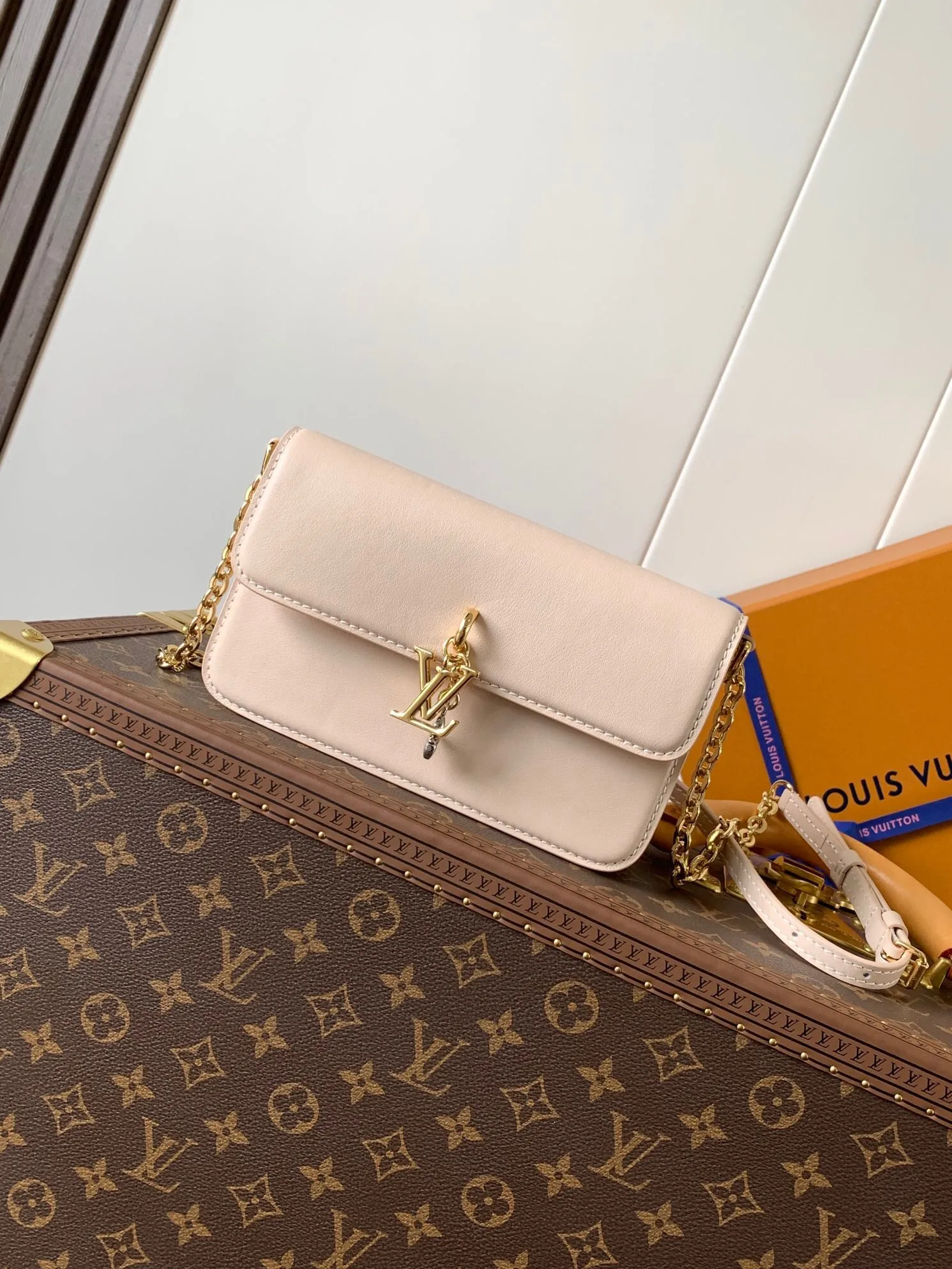 All Categories Official Website "Brand Women's Bags" Women's Bags 💙 LV 2025 New LV Crossbody Bag