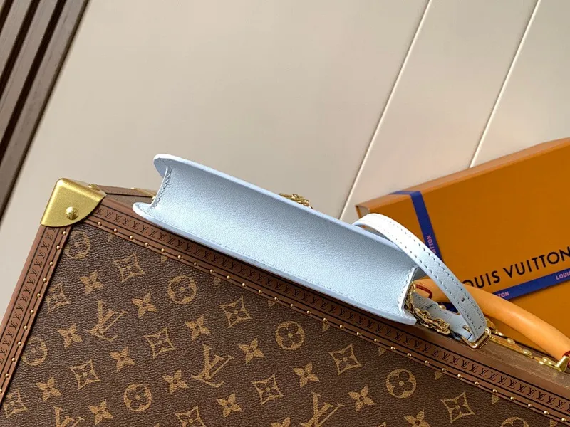 All Categories Official Website "Brand Women's Bags" Women's Bags 💙 LV 2025 New LV Crossbody Bag