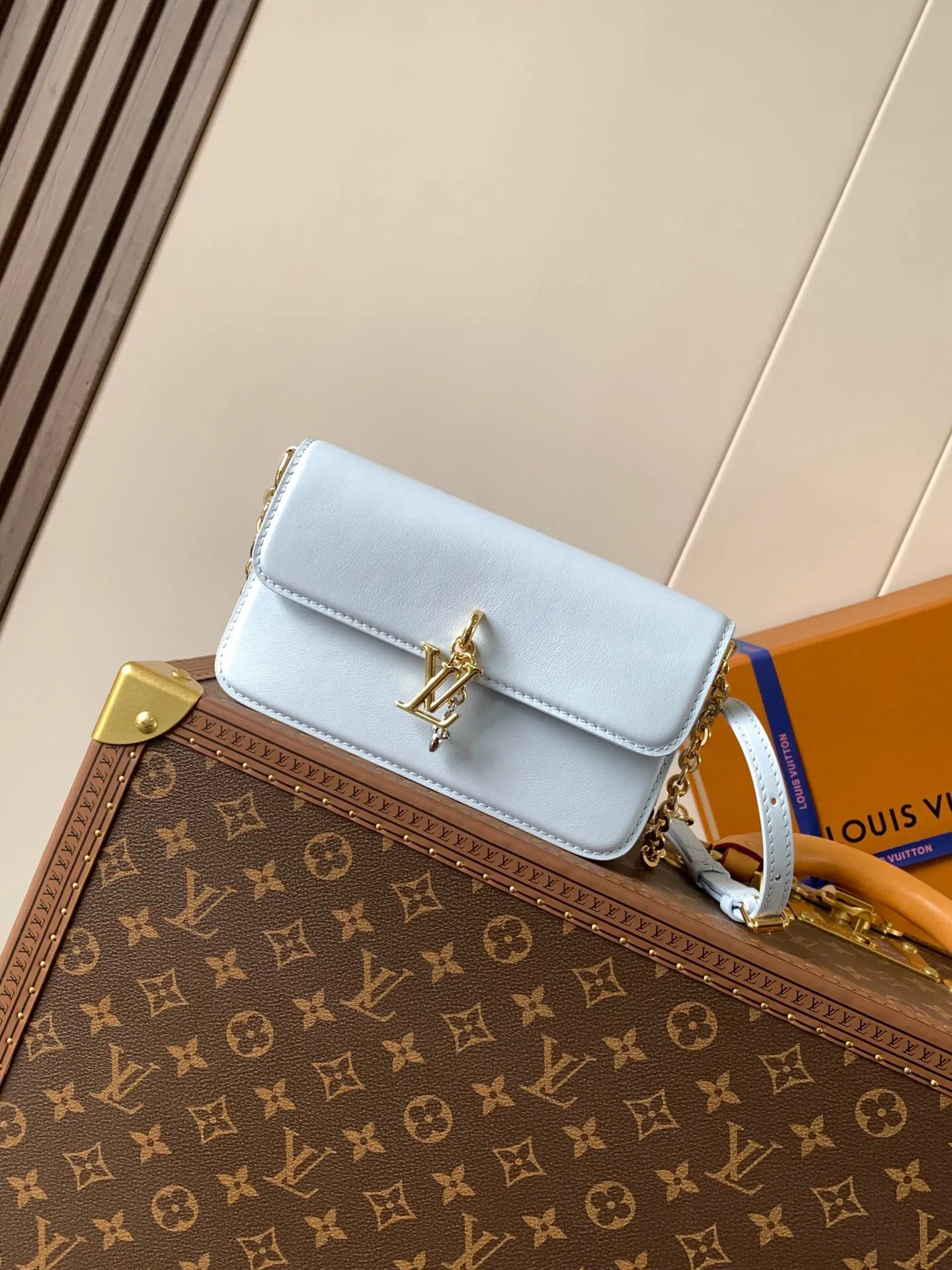 All Categories Official Website "Brand Women's Bags" Women's Bags 💙 LV 2025 New LV Crossbody Bag