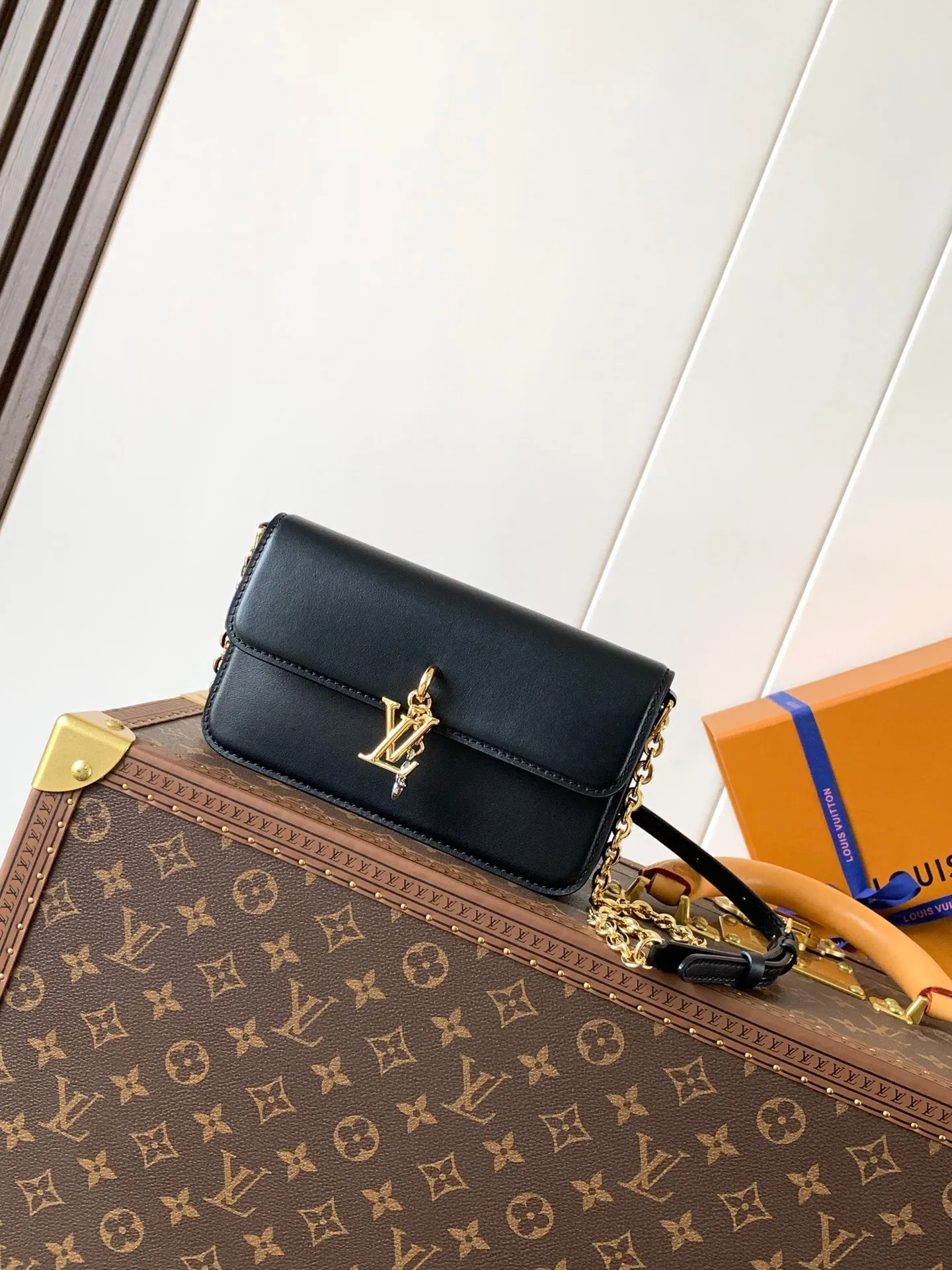 All Categories Official Website "Brand Women's Bags" Women's Bags 💙 LV 2025 New LV Crossbody Bag