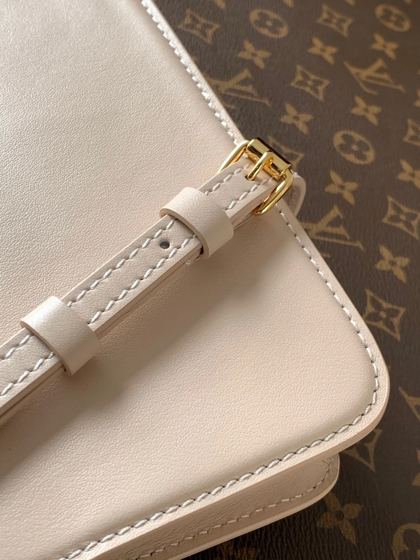 All Categories Official Website "Brand Women's Bags" Women's Bags 💙 LV 2025 New LV Crossbody Bag