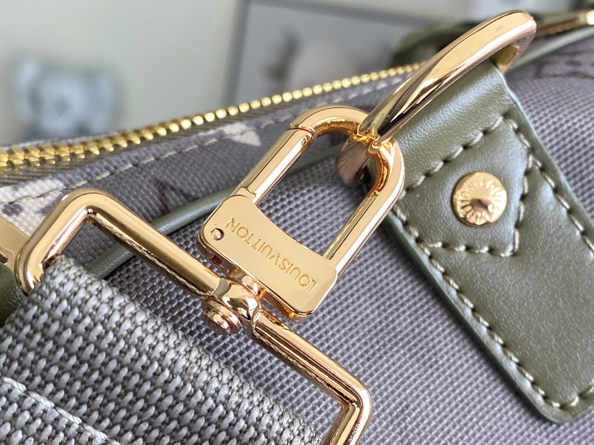 All categories 💚 Authentic bags 💚 LV LV new travel bag