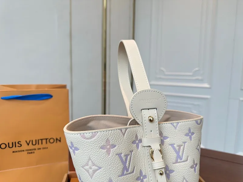 All Categories Official Website "Brand Women's Bags" Women's Bags 💙 LV 2025 New LV Crossbody Bag