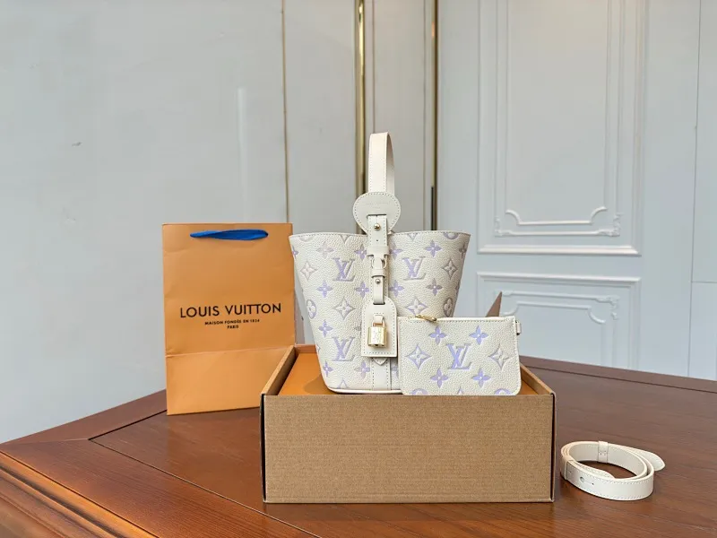 All Categories Official Website "Brand Women's Bags" Women's Bags 💙 LV 2025 New LV Crossbody Bag
