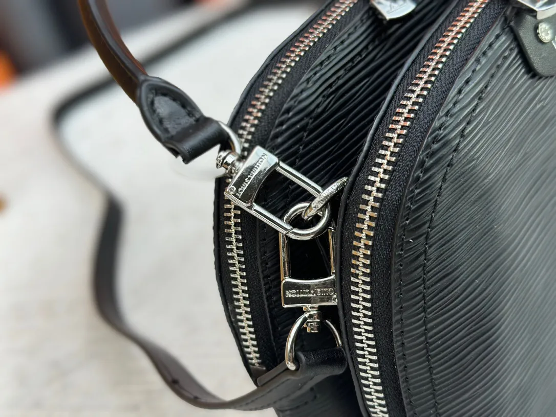 All Categories Official Website "Brand Women's Bags" Women's Bags 💙 LV 2024 New LV Crossbody Bag
