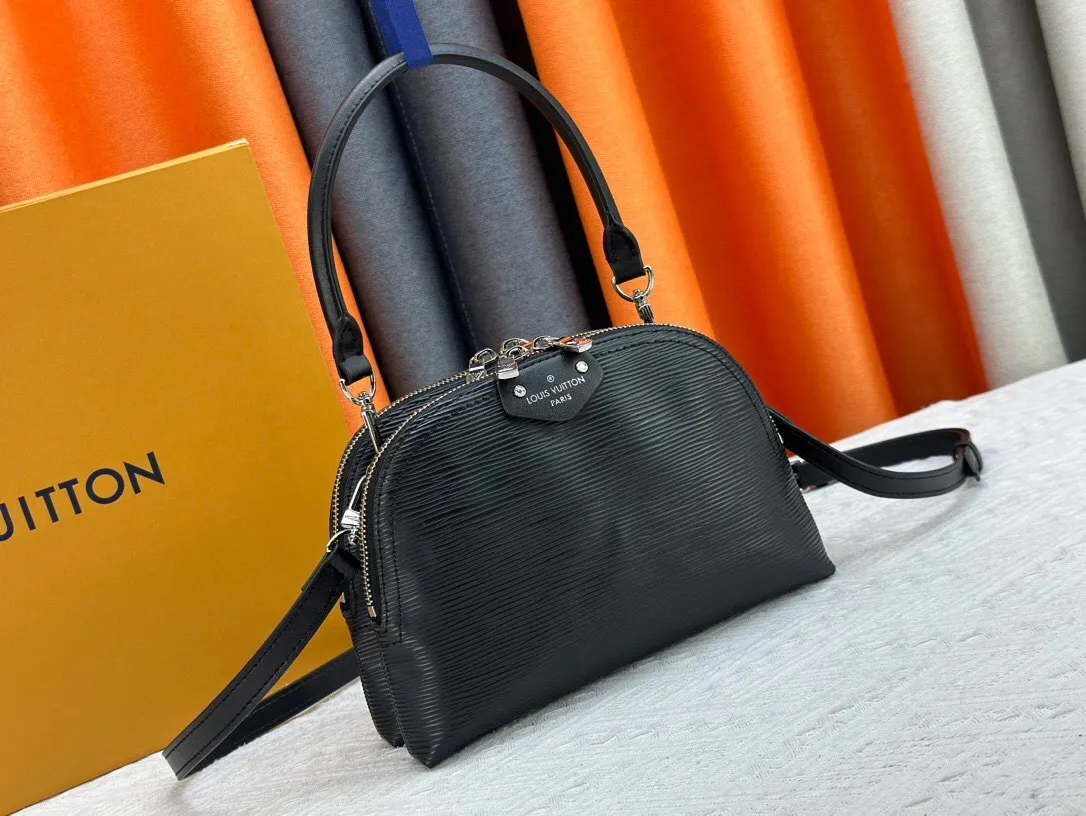 All Categories Official Website "Brand Women's Bags" Women's Bags 💙 LV 2024 New LV Crossbody Bag