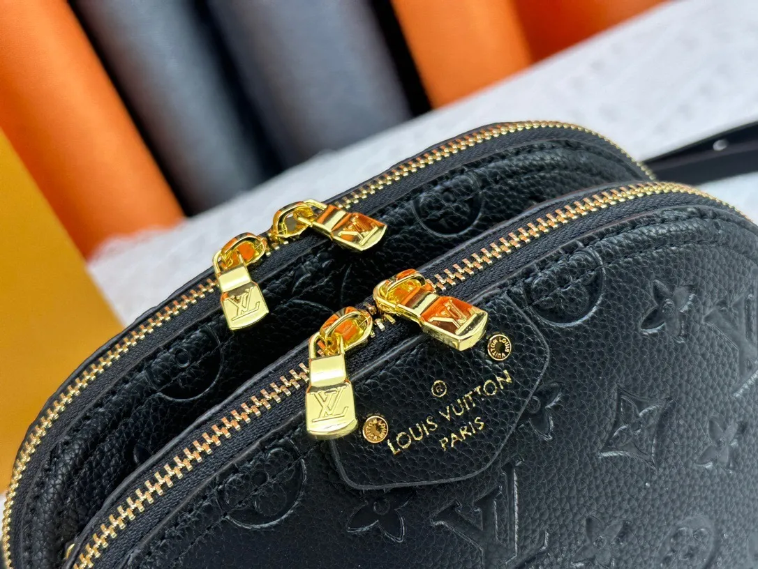 All Categories Official Website "Brand Women's Bags" Women's Bags 💙 LV 2024 New LV Crossbody Bag