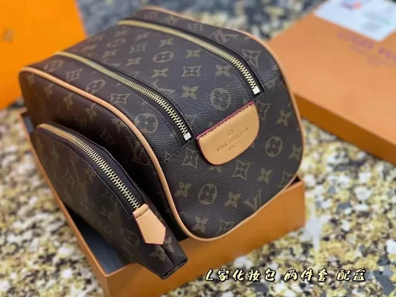 All categories Official website "Brand Women's Bags" Women's Bags 💙 LV fine imitation LV, high imitation LV bags, LV handbags, 2023 official latest version LV cosmetic bag, LV bag factory, recommended bags, size: 27-14-15.5CM
