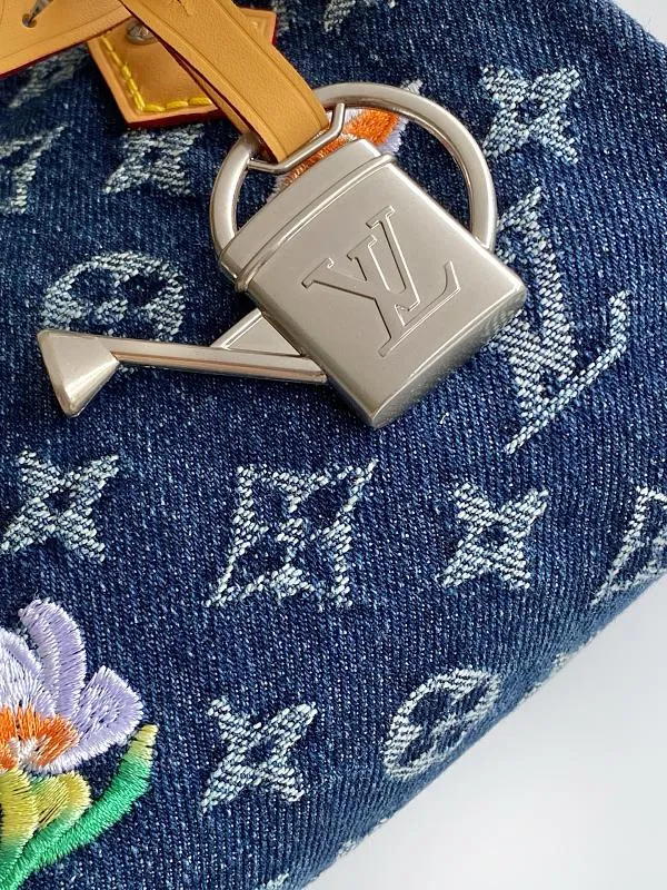 All Categories Official Website "Brand Women's Bags" Women's Bags 💙 LV 2026 New LV Crossbody Bag