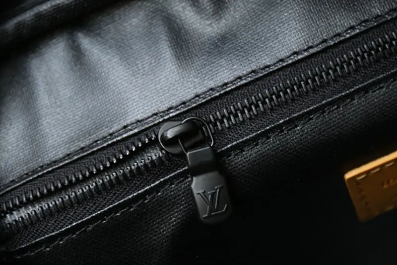 All Categories Official Website "Brand Women's Bags" Women's Bags 💙 LV 2024 New LV Cosmetic Bag