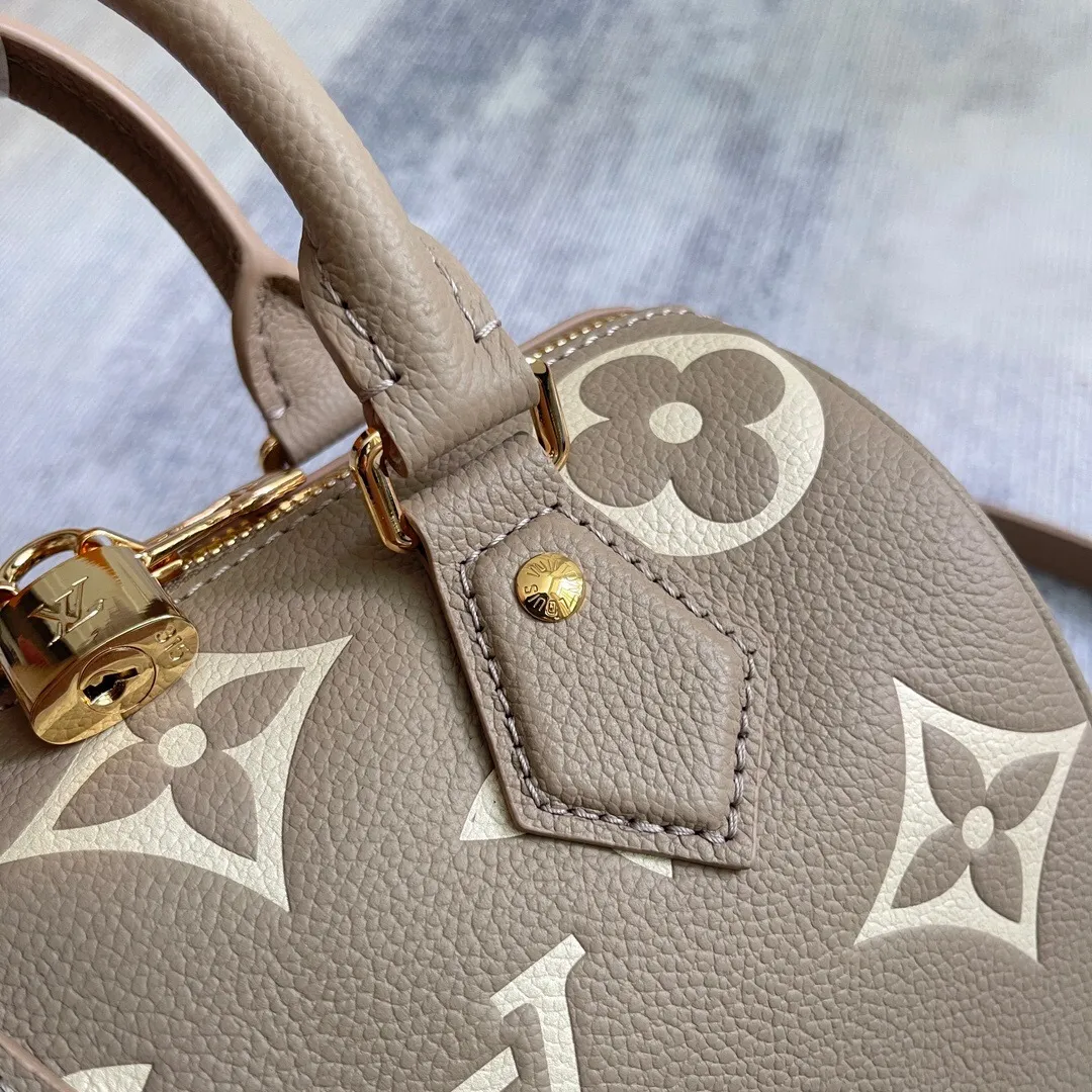 All Categories Official Website "Brand Women's Bags" Women's Bags 💙 LV 2025 New LV Crossbody Bag