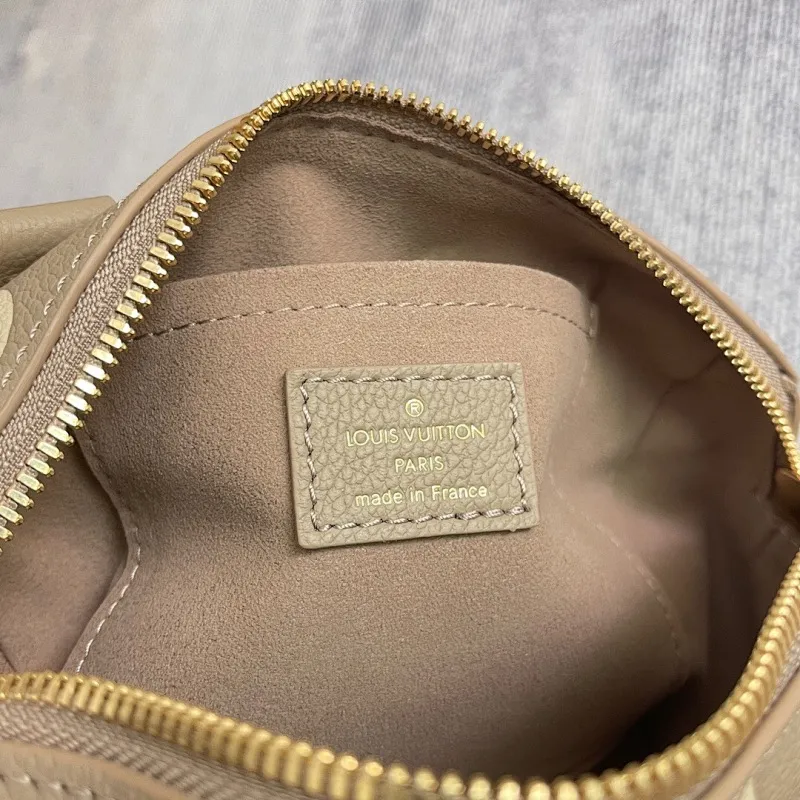 All Categories Official Website "Brand Women's Bags" Women's Bags 💙 LV 2025 New LV Crossbody Bag