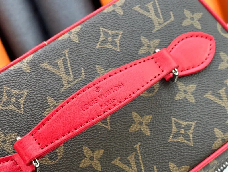 All Categories Official Website "Brand Women's Bags" Women's Bags 💙 LV 2024 New LV Cosmetic Bag
