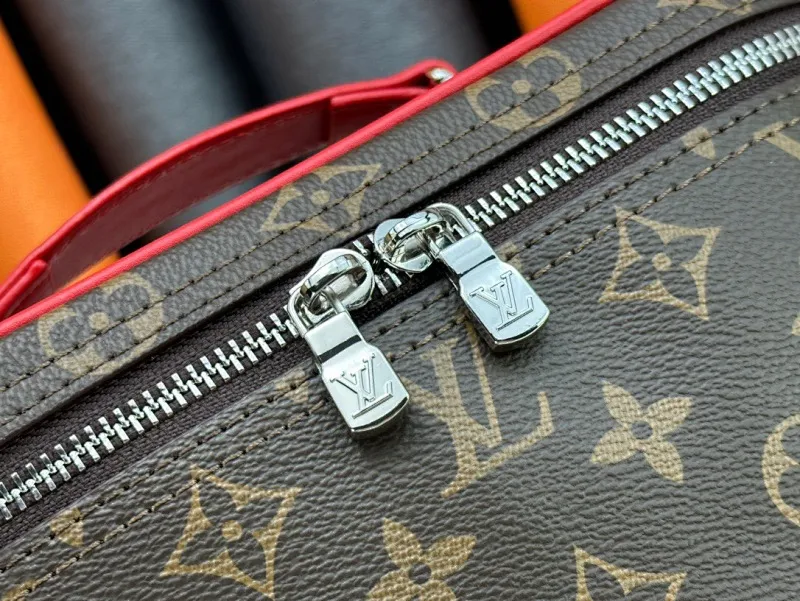 All Categories Official Website "Brand Women's Bags" Women's Bags 💙 LV 2024 New LV Cosmetic Bag