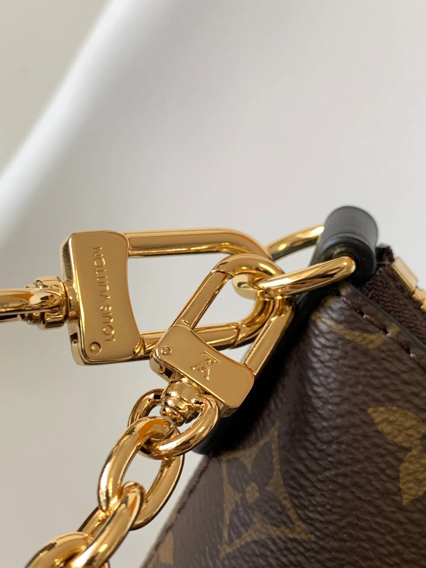 All categories Official website "Brand Women's Bags" Women's Bags 💙 LV replica LV, fine imitation LV bags, LV shoulder bags, 2023 official latest version LV crossbody bag, bag factory, original material, size: 27-16-10CM