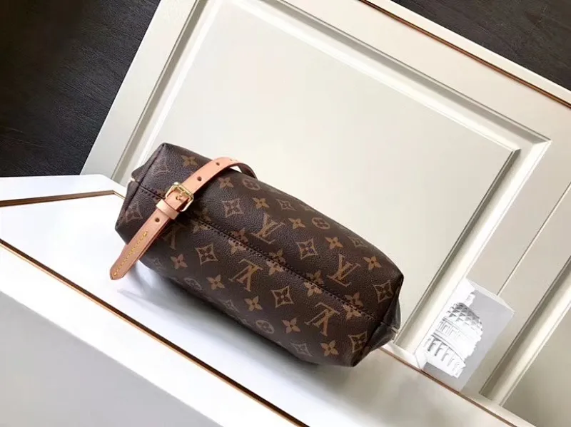 All categories Official website "Brand Women's Bags" Women's Bags 💙 LV fine imitation LV, high imitation LV bags, LV crossbody bags, 2023 official latest version LV handbags, LV bag factory, recommended bags, size: 25-10-23CM