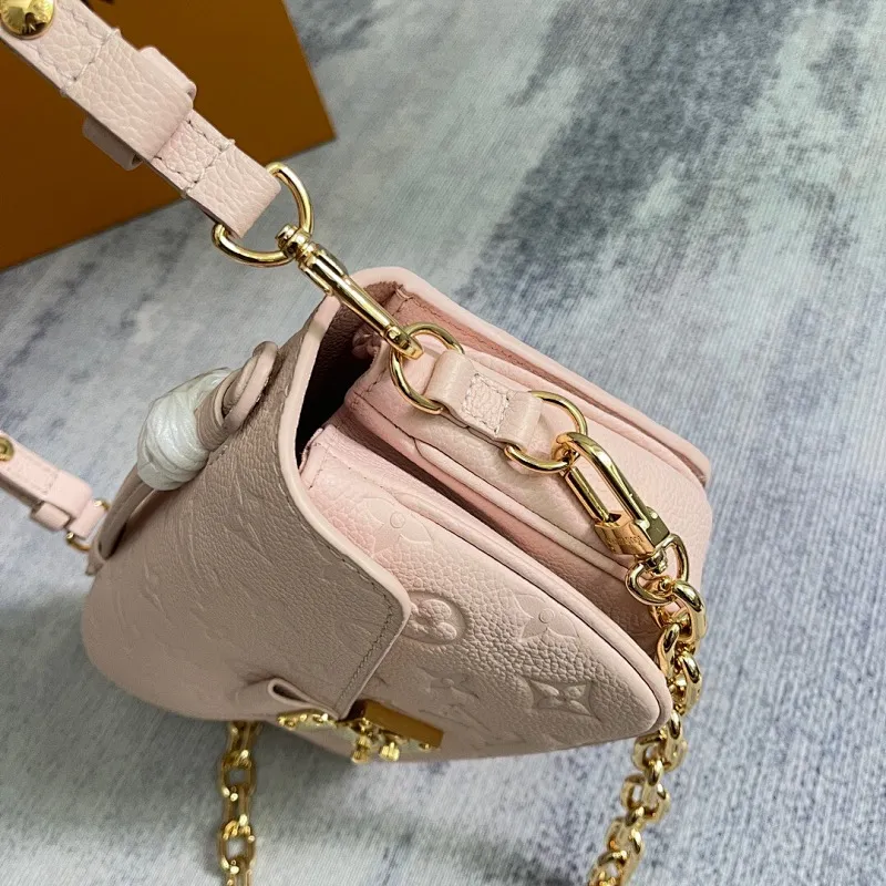 All Categories Official Website "Brand Women's Bags" Women's Bags 💙 LV 2025 New LV Crossbody Bag