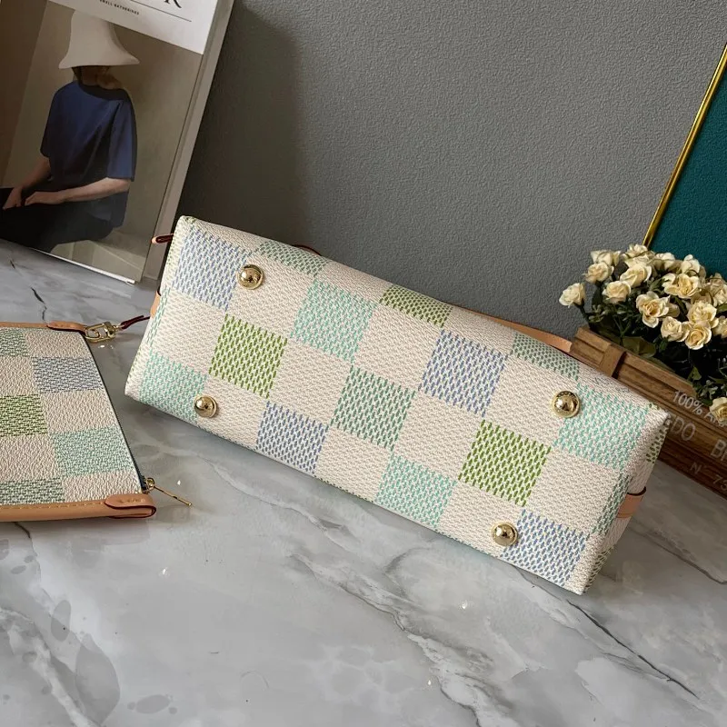 All Categories Official Website "Brand Women's Bags" Women's Bags 💙 LV 2024 New LV Crossbody Bag