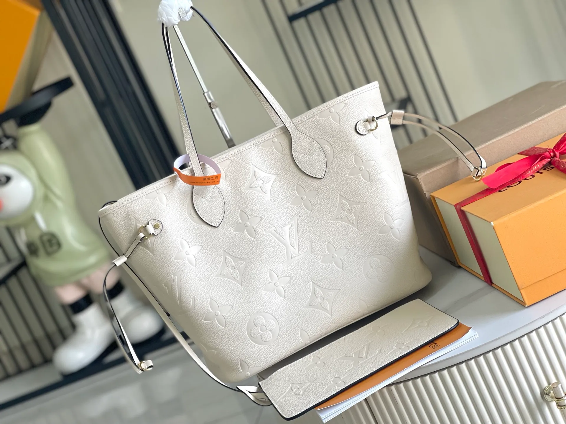 All categories 💚 Authentic bags 💚 LV 2026 new LV top replica hand shoulder bag