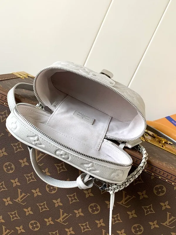 All Categories Official Website "Brand Women's Bags" Women's Bags 💙 LV 2026 Official Website New LV Crossbody Bag