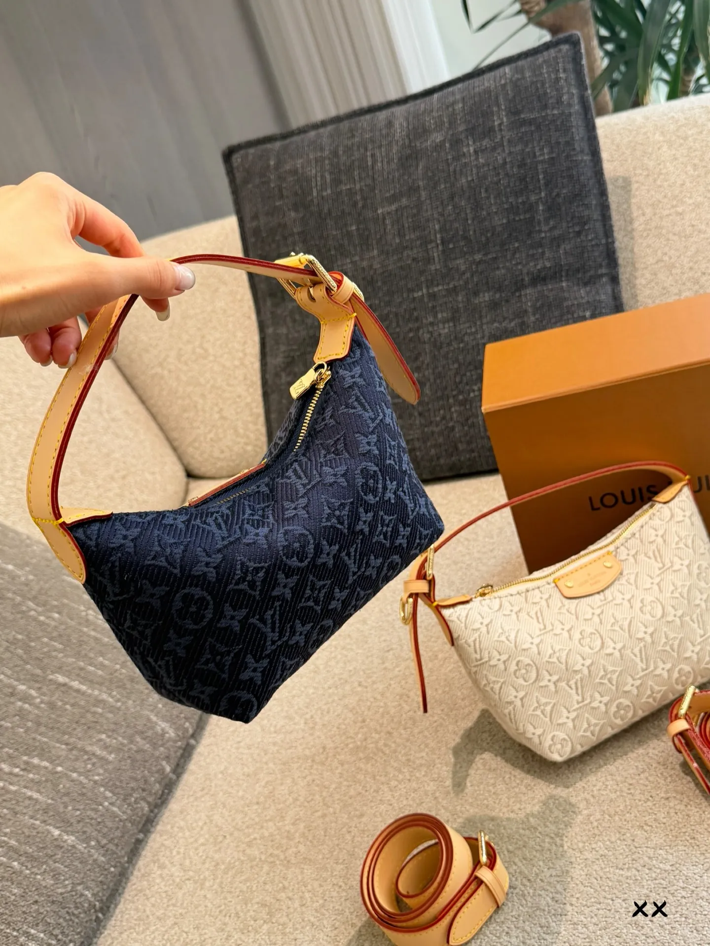 All Categories Official Website "Brand Women's Bags" Women's Bags 💙 LV 2026 New LV Crossbody Bag
