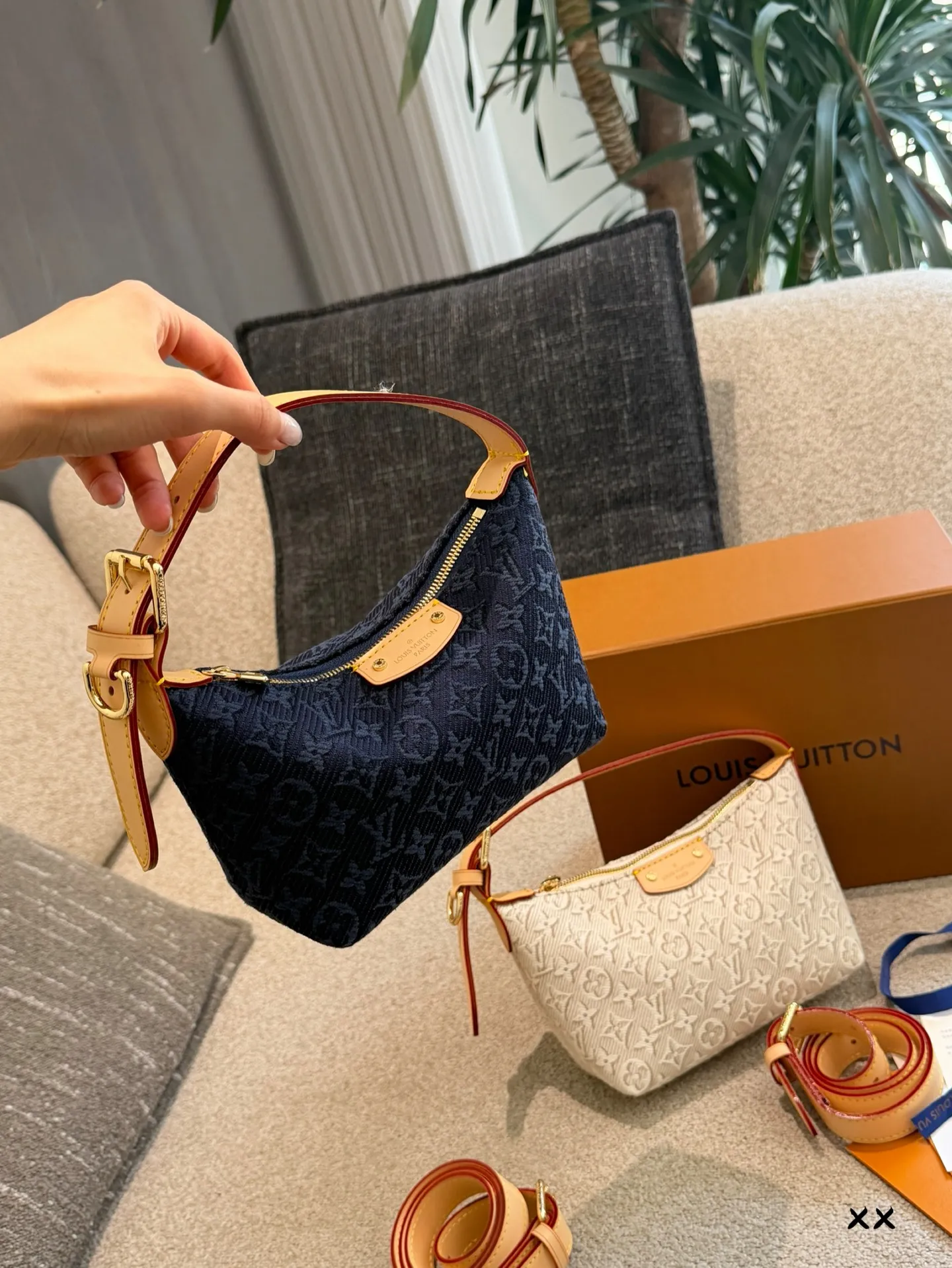 All Categories Official Website "Brand Women's Bags" Women's Bags 💙 LV 2026 New LV Crossbody Bag