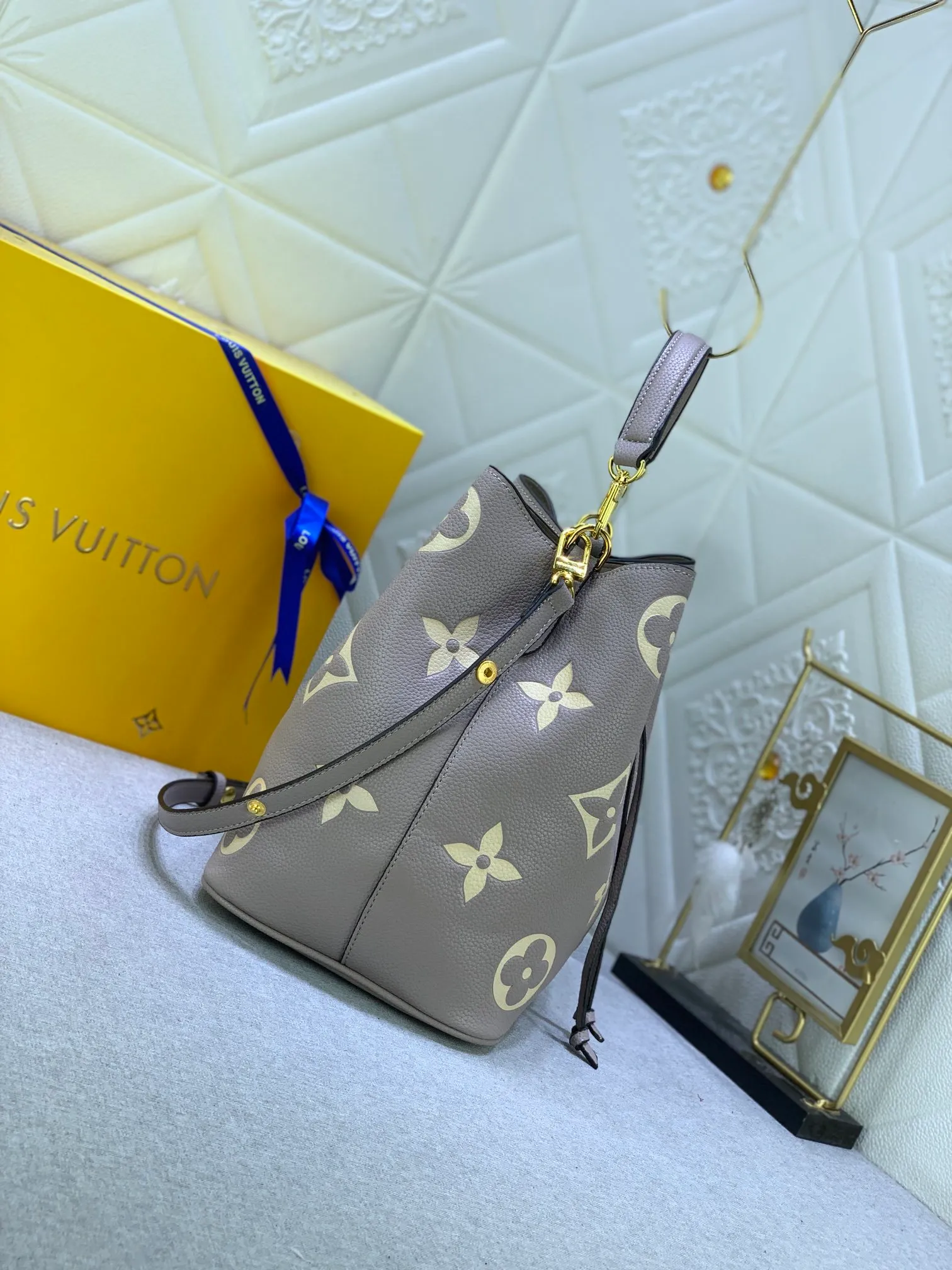 All Categories Official Website "Brand Women's Bags" Women's Bags 💙 LV 2023 New LV Bucket Bag