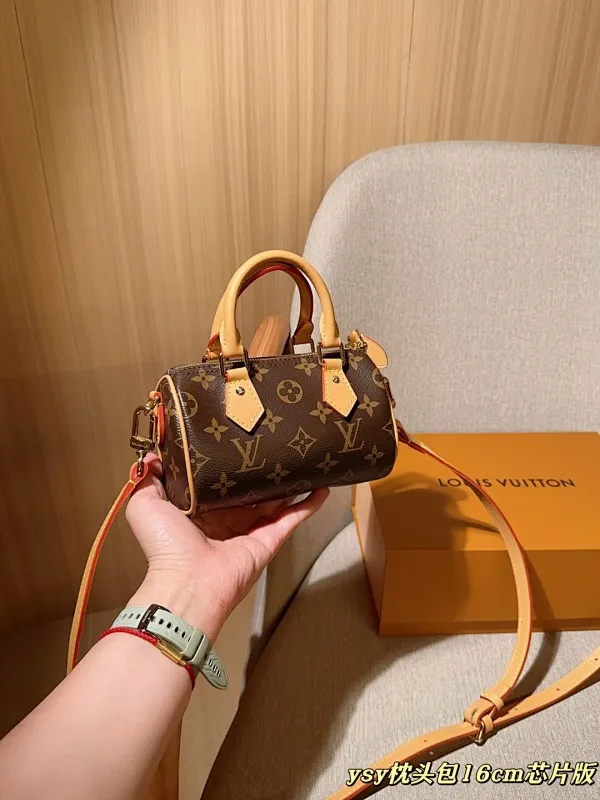 All Categories Official Website "Brand Women's Bags" Women's Bags 💙 LV 2025 New LV Crossbody Bag