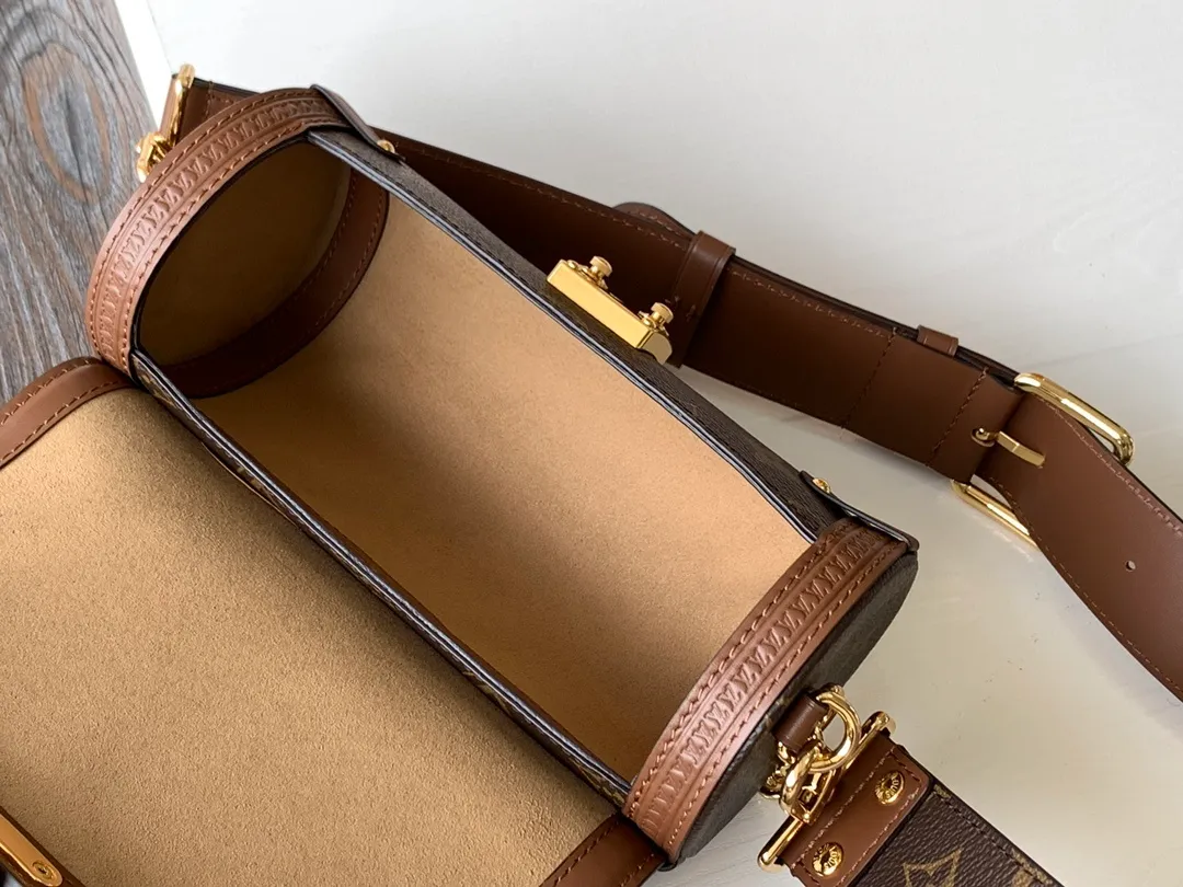 All categories Official website "Brand Women's Bags" Women's Bags 💙 LV replica LV, fine imitation LV bags, LV shoulder bags, 2023 official latest version LV crossbody bag, bag factory, original material, size: 19-9-9CM