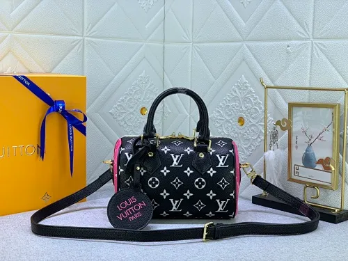 All categories Official website "Brand Women's Bags" Women's Bags 💙 LV replica LV, fine imitation LV bags, LV shoulder bags, 2023 official latest version LV pillow bag, bag factory, original material, size: 20.5-13.5-12CM