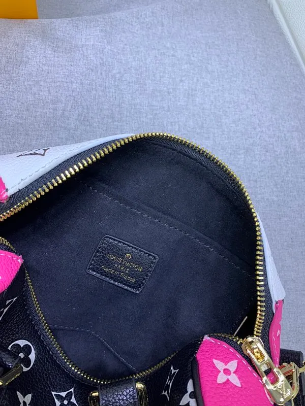 All categories Official website "Brand Women's Bags" Women's Bags 💙 LV replica LV, fine imitation LV bags, LV shoulder bags, 2023 official latest version LV pillow bag, bag factory, original material, size: 20.5-13.5-12CM