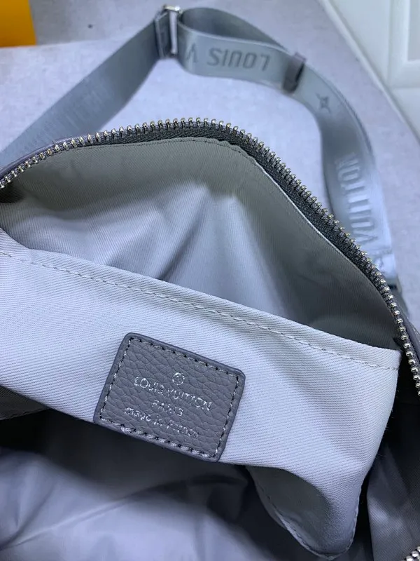 All categories Official website "Brand Women's Bags" Women's Bags 💙 LV replica LV, fine imitation LV bags, LV handbags, 2023 official latest version LV cowhide leather travel bag, bag factory, original material, size: 27-17-13CM
