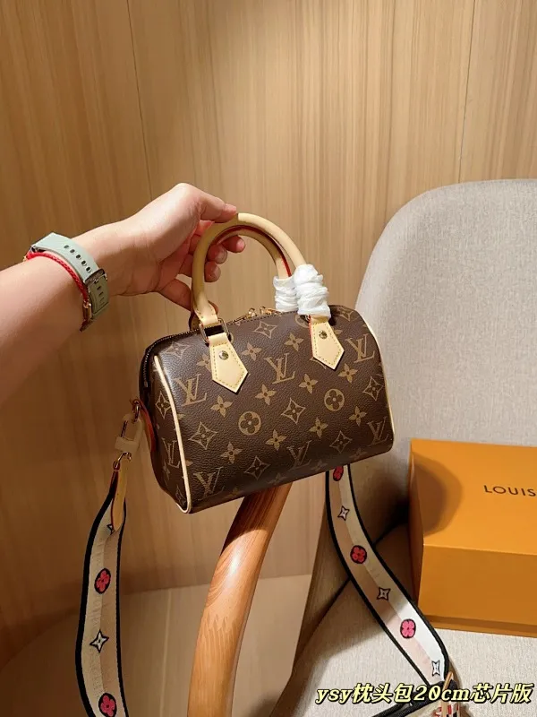 All Categories Official Website "Brand Women's Bags" Women's Bags 💙 LV 2025 New LV Crossbody Bag