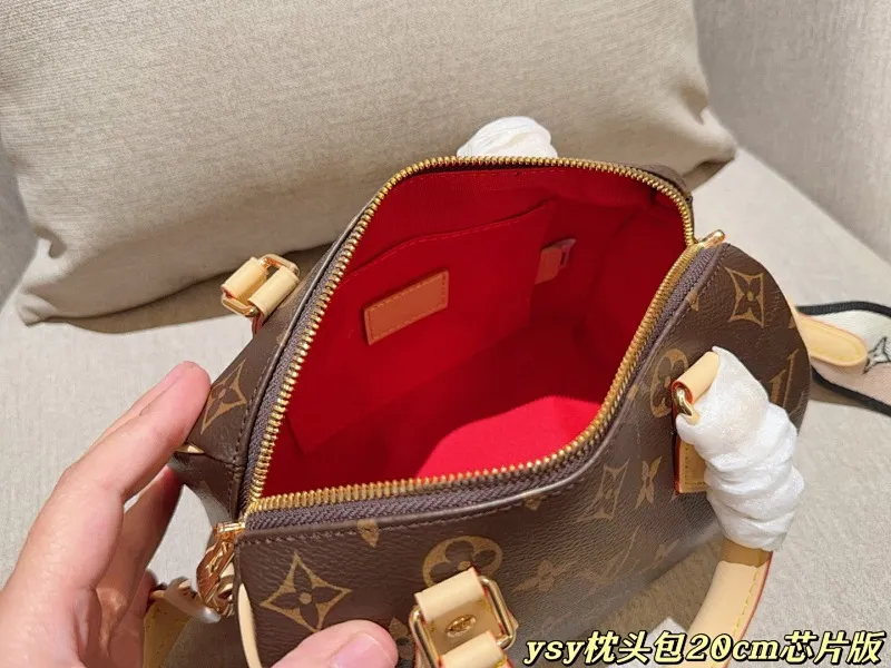 All Categories Official Website "Brand Women's Bags" Women's Bags 💙 LV 2025 New LV Crossbody Bag