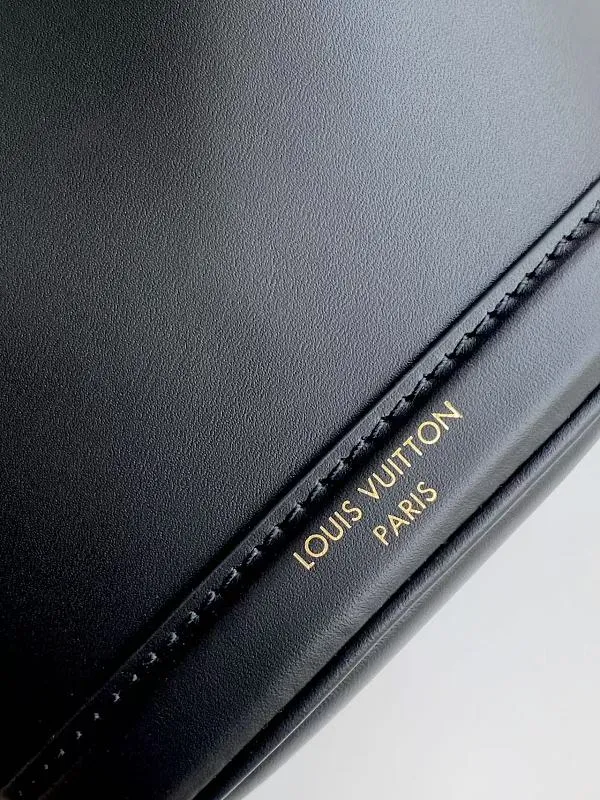 All Categories Official Website "Brand Women's Bags" Women's Bags 💙 LV 2026 Official Website New LV Crossbody Bag