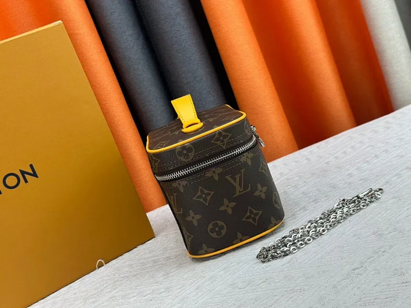 All Categories Official Website "Brand Women's Bags" Women's Bags 💙 LV 2024 New LV Cosmetic Bag