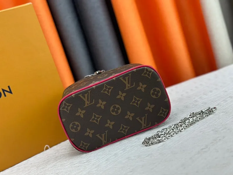 All Categories Official Website "Brand Women's Bags" Women's Bags 💙 LV 2024 New LV Cosmetic Bag