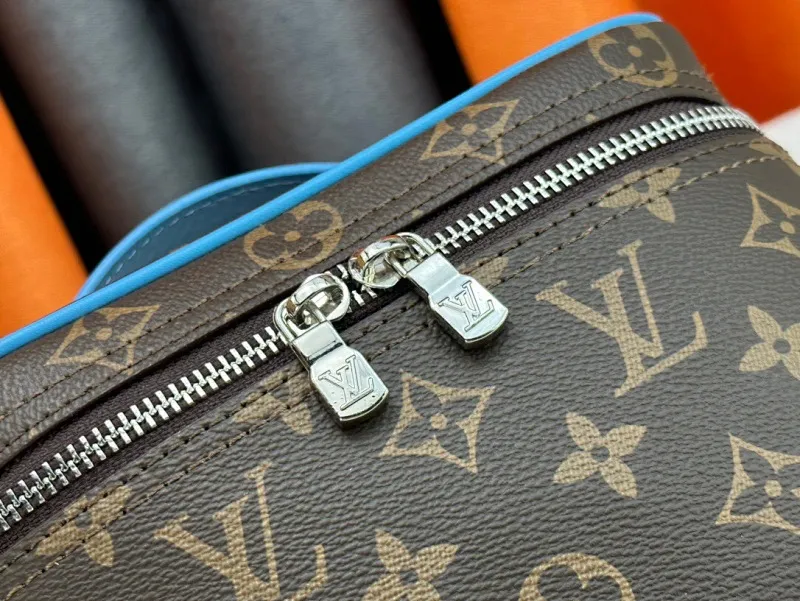All Categories Official Website "Brand Women's Bags" Women's Bags 💙 LV 2024 New LV Cosmetic Bag