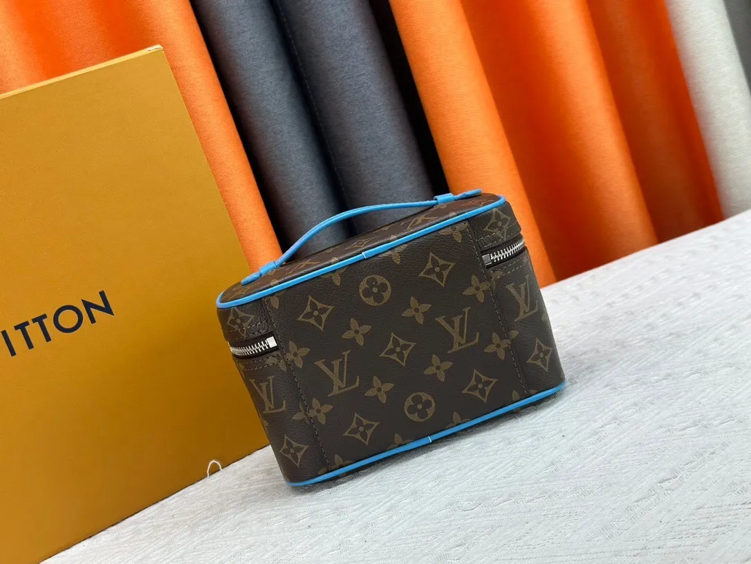 All Categories Official Website "Brand Women's Bags" Women's Bags 💙 LV 2024 New LV Cosmetic Bag