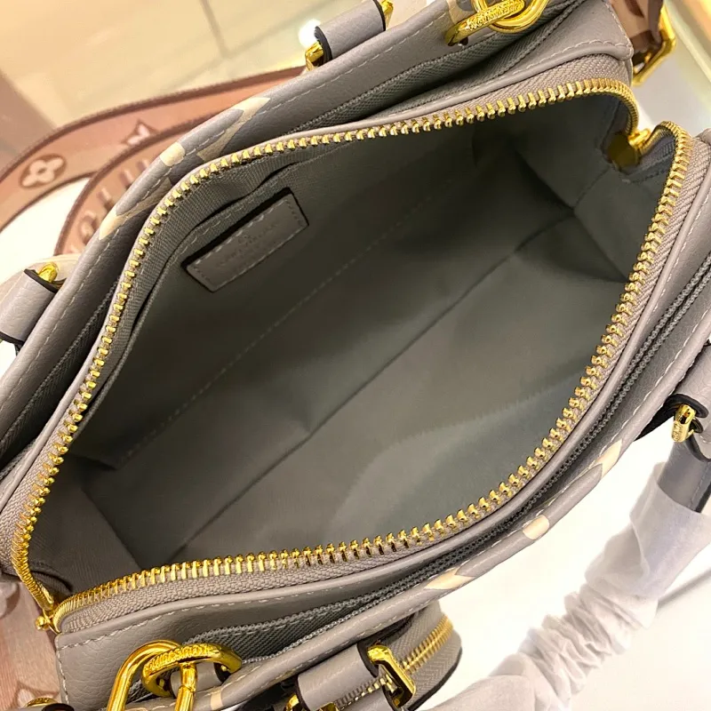 All Categories Official Website "Brand Women's Bags" Women's Bags 💙 LV 2023 New LV Crossbody Bag