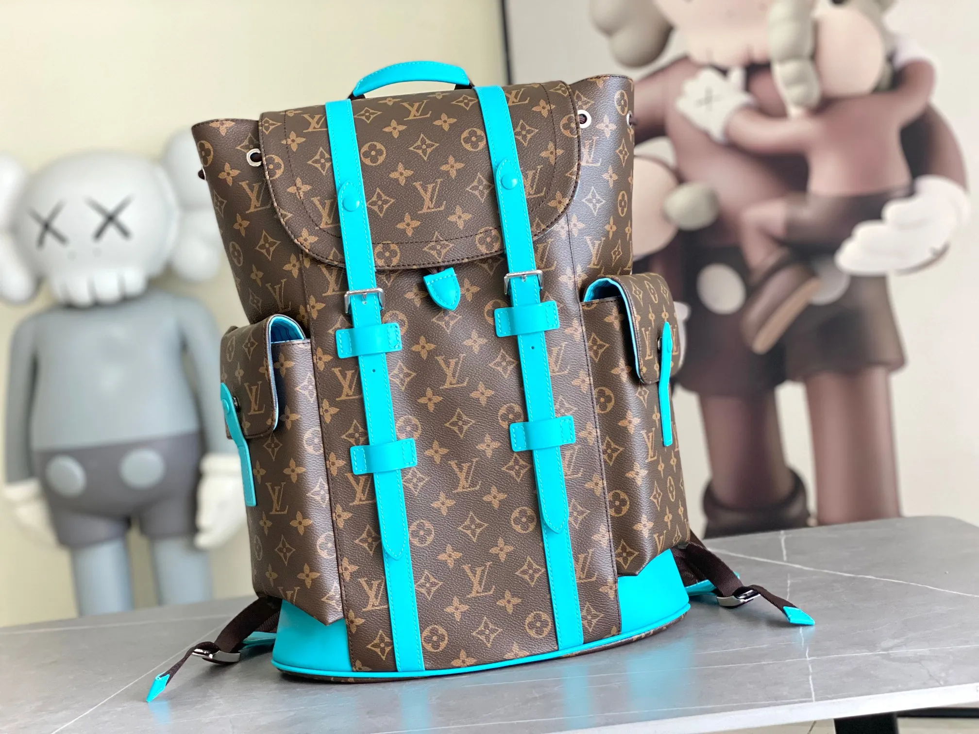 All categories 💚 Authentic bags 💚 LV LV classic backpack