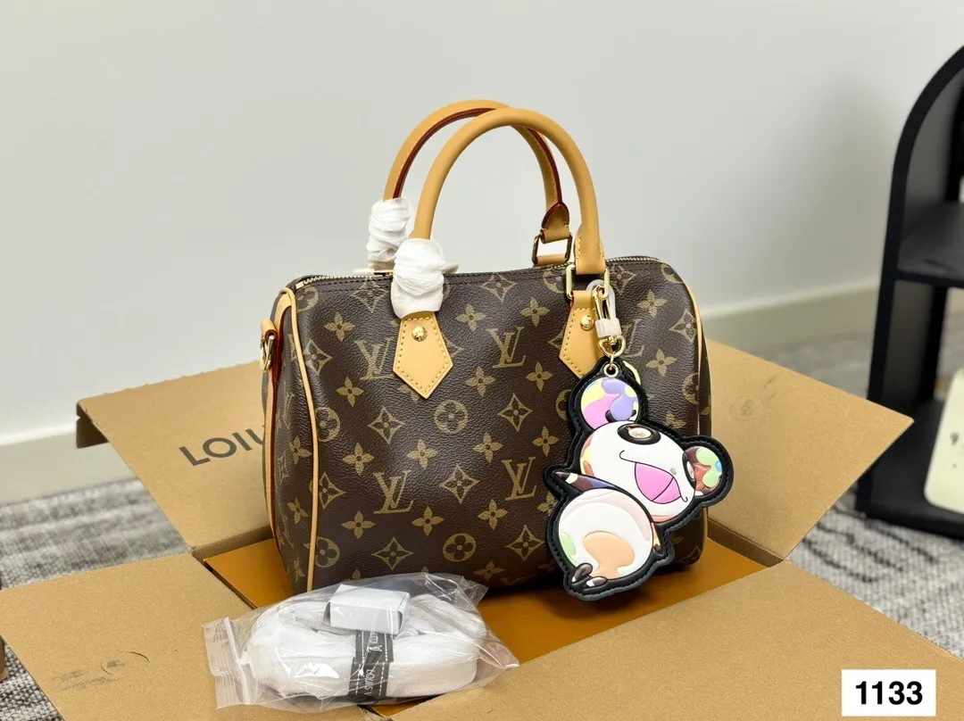 All Categories Official Website "Brand Women's Bags" Women's Bags 💙 LV 2025 New LV Crossbody Bag