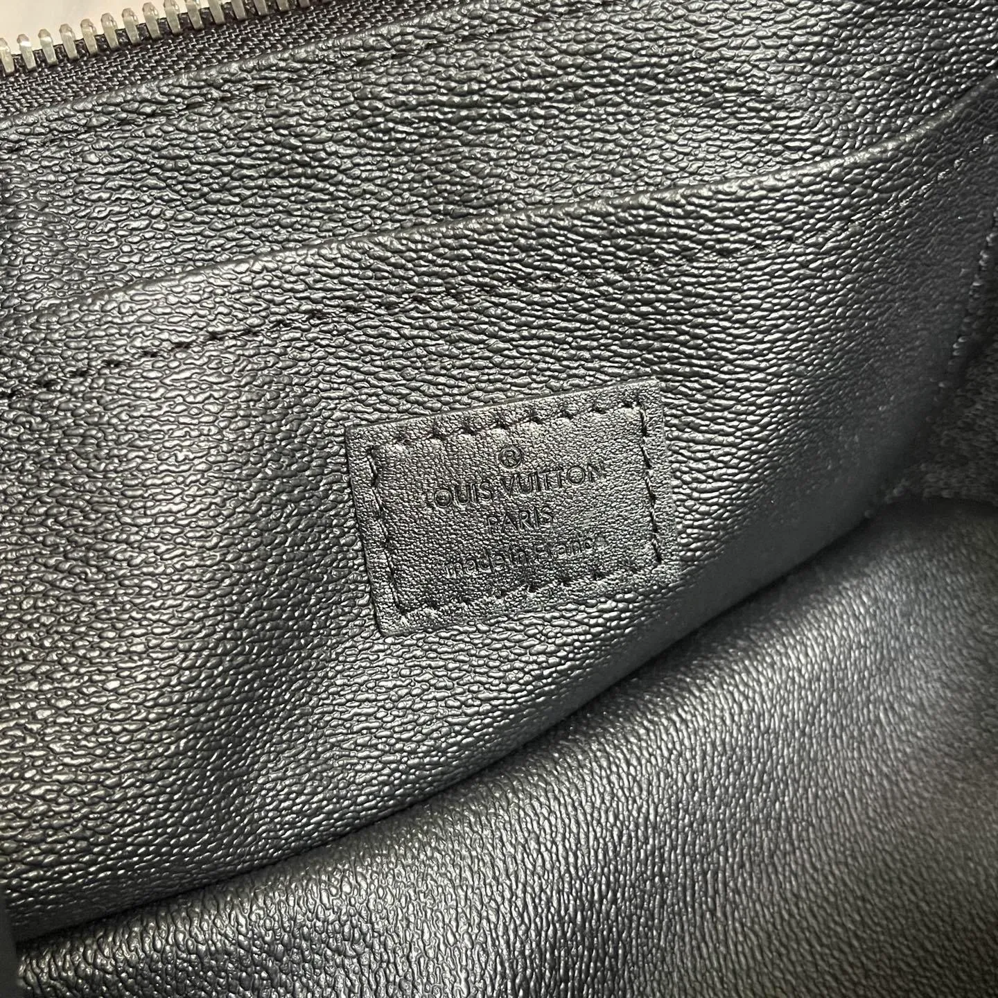 All categories Official website "Brand Women's Bags" Women's Bags 💙 LV 2026 new LV toiletry bag