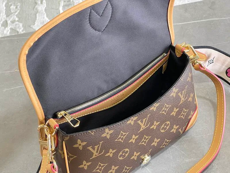 All Categories 💚 Authentic Grade Bags 💚 LV 2026 New LV Top Replica Crossbody Shoulder Bag