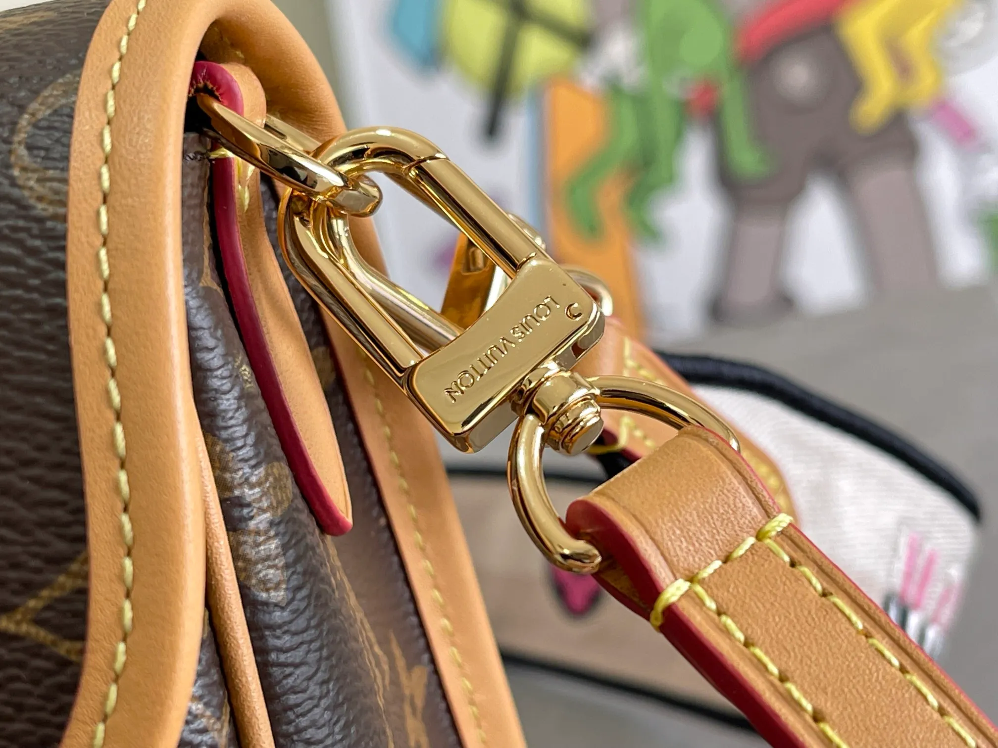 All Categories 💚 Authentic Grade Bags 💚 LV 2026 New LV Top Replica Crossbody Shoulder Bag