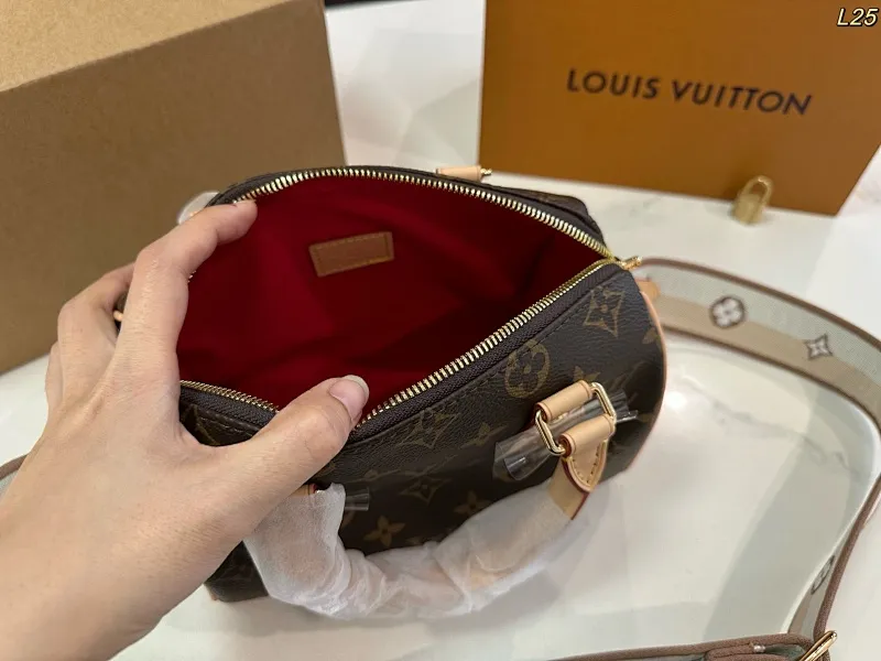 All Categories Official Website "Brand Women's Bags" Women's Bags 💙 LV 2025 New LV Crossbody Bag