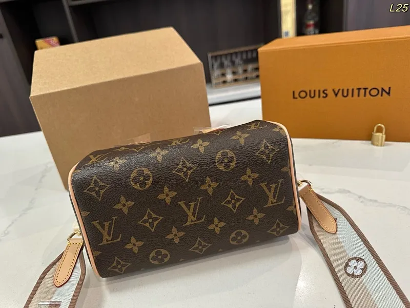 All Categories Official Website "Brand Women's Bags" Women's Bags 💙 LV 2025 New LV Crossbody Bag