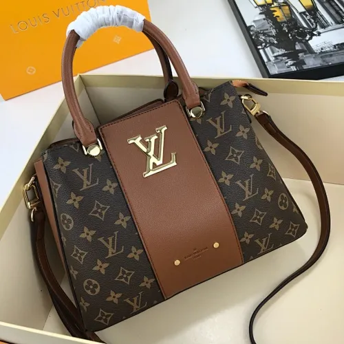 All Categories Official Website "Brand Women's Bags" Women's Bags 💙 LV 2022 Official New LV Presbyopia and Leather Crossbody Bag Wholesale 58002100 High Quality Size: 30-23-13CM