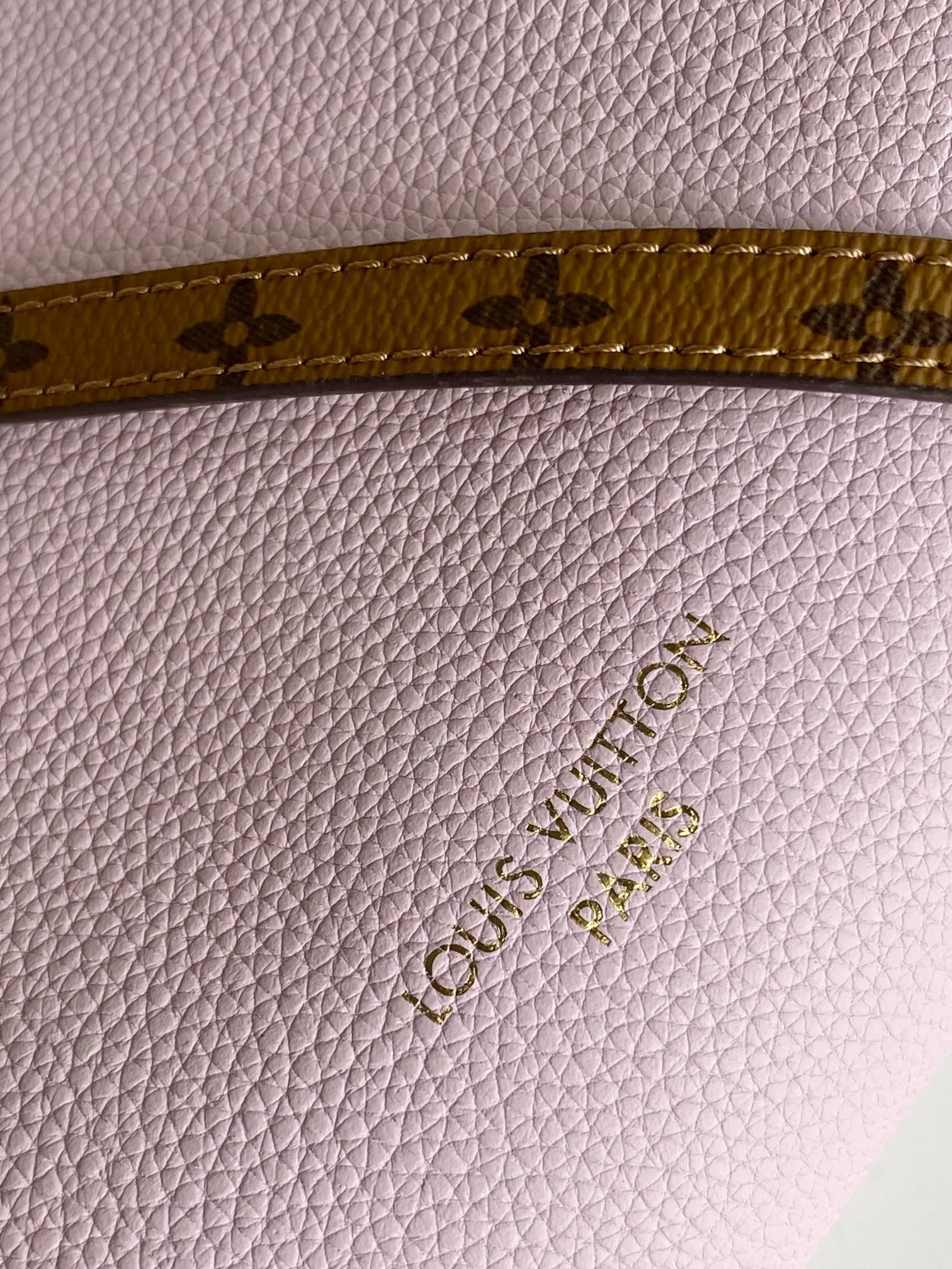 All Categories Official Website "Brand Women's Bags" Women's Bags 💙 LV 2026 Official Website New LV Crossbody Bag